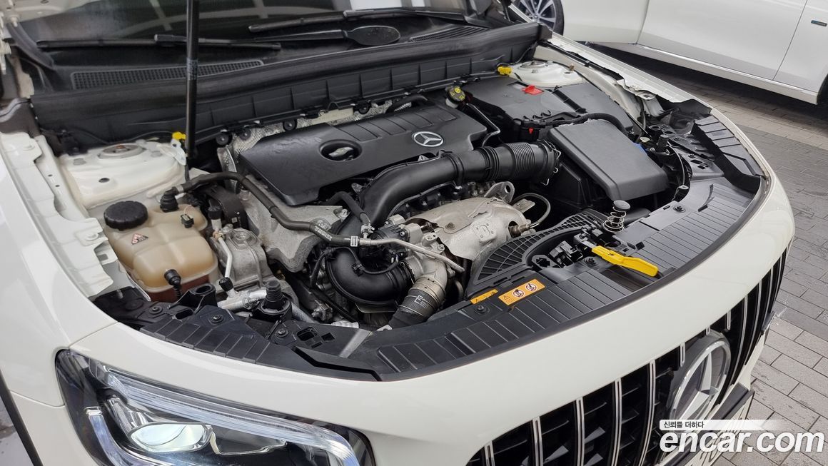 Mercedes-Benz GLB-Class 2021