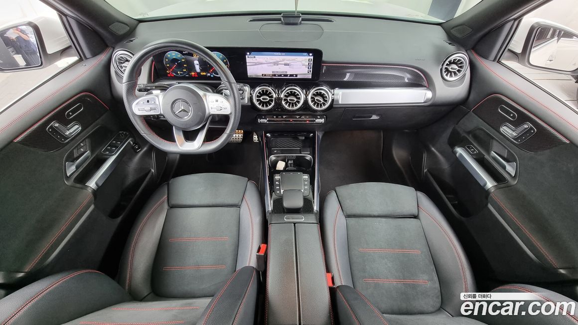 Mercedes-Benz GLB-Class 2021