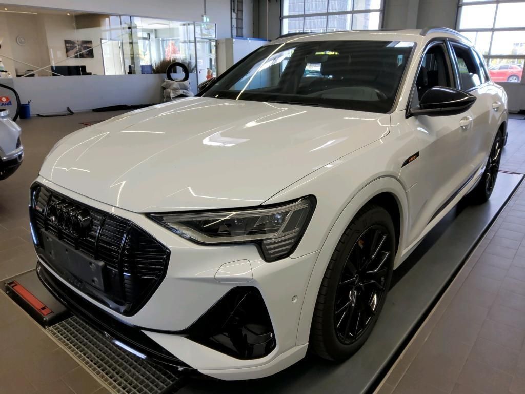 Audi e-tron 2022