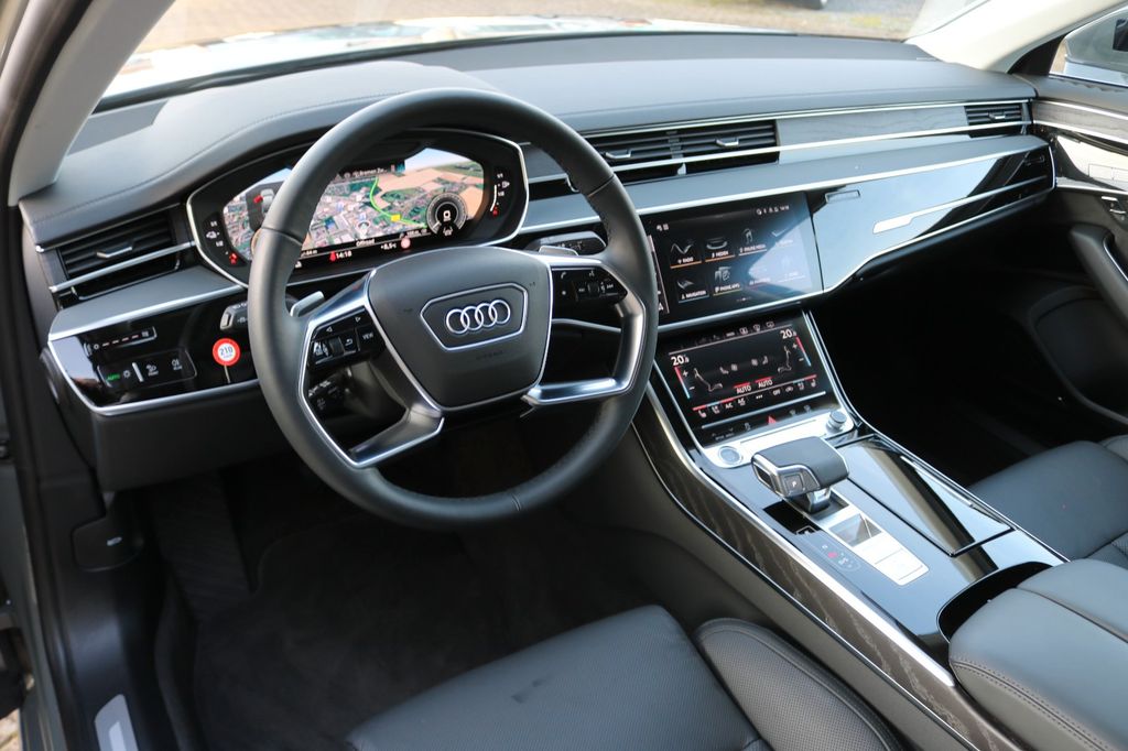 Audi A8 2024