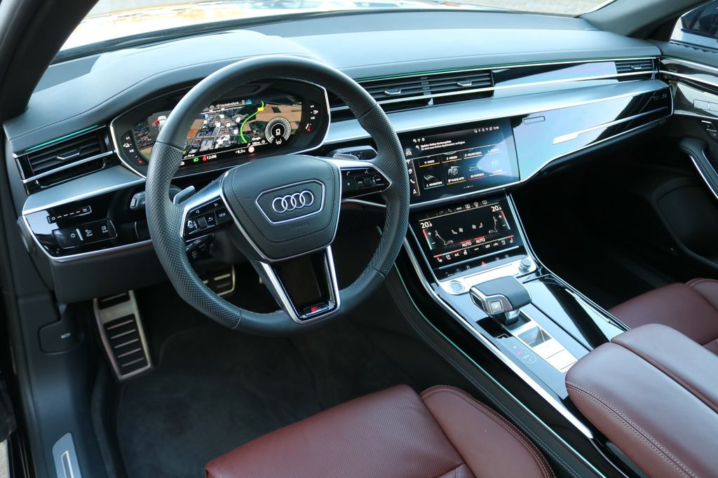 Audi A8 2024