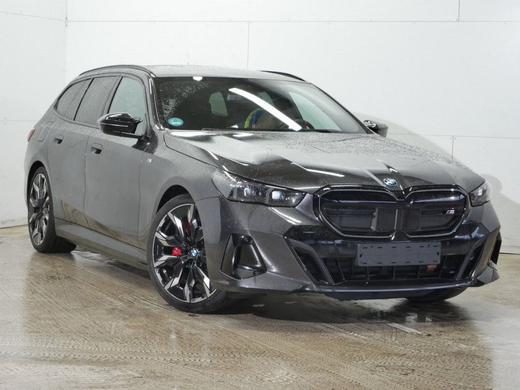 BMW i5 2025