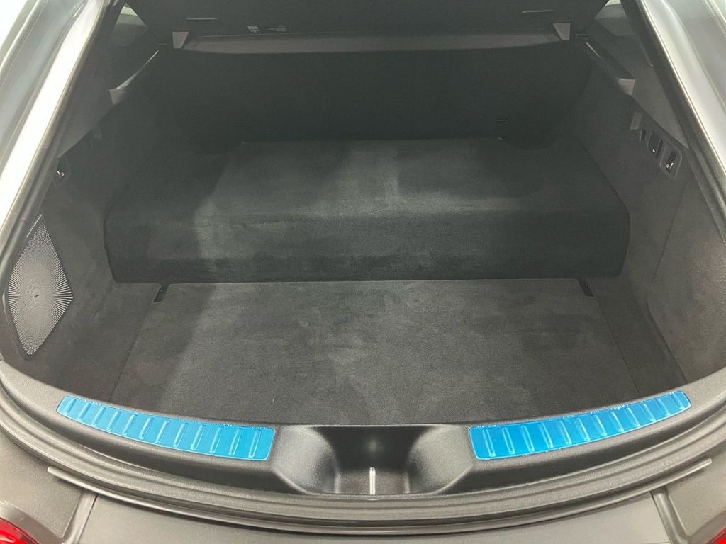 Mercedes-Benz AMG GT 2024