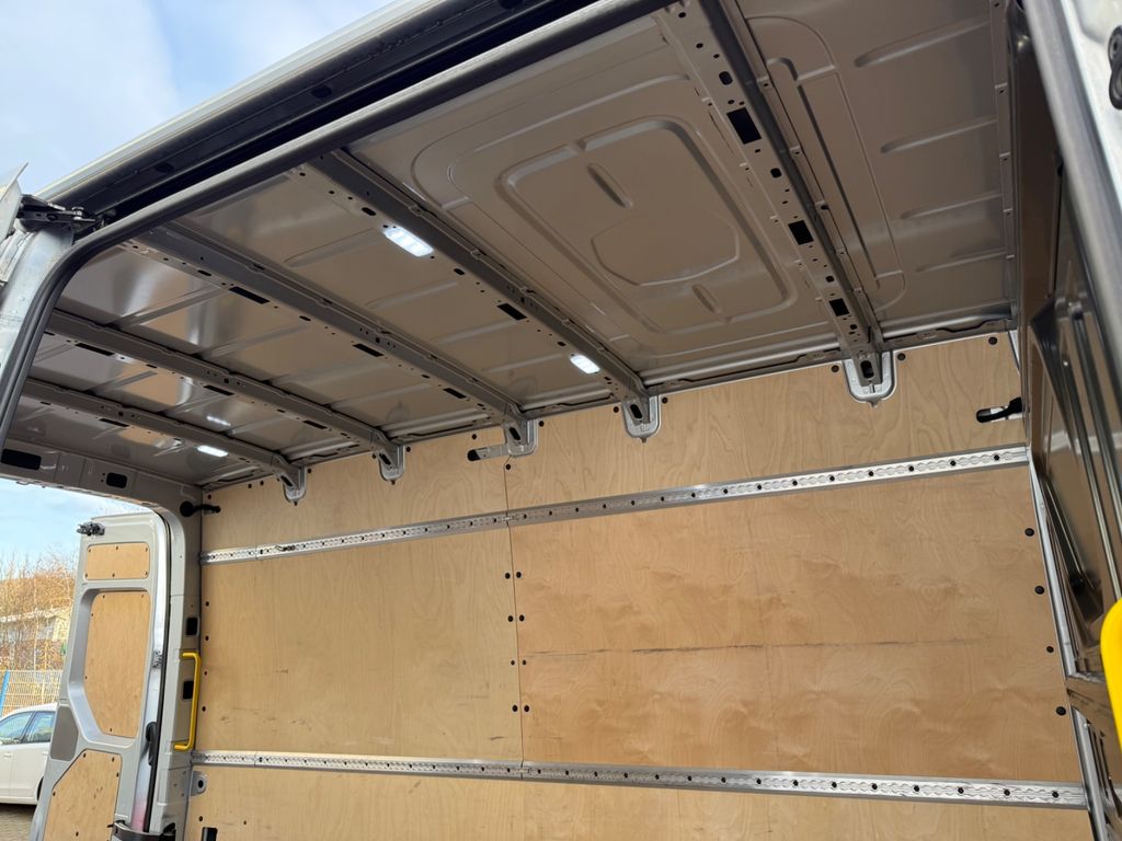 Volkswagen Crafter 2022