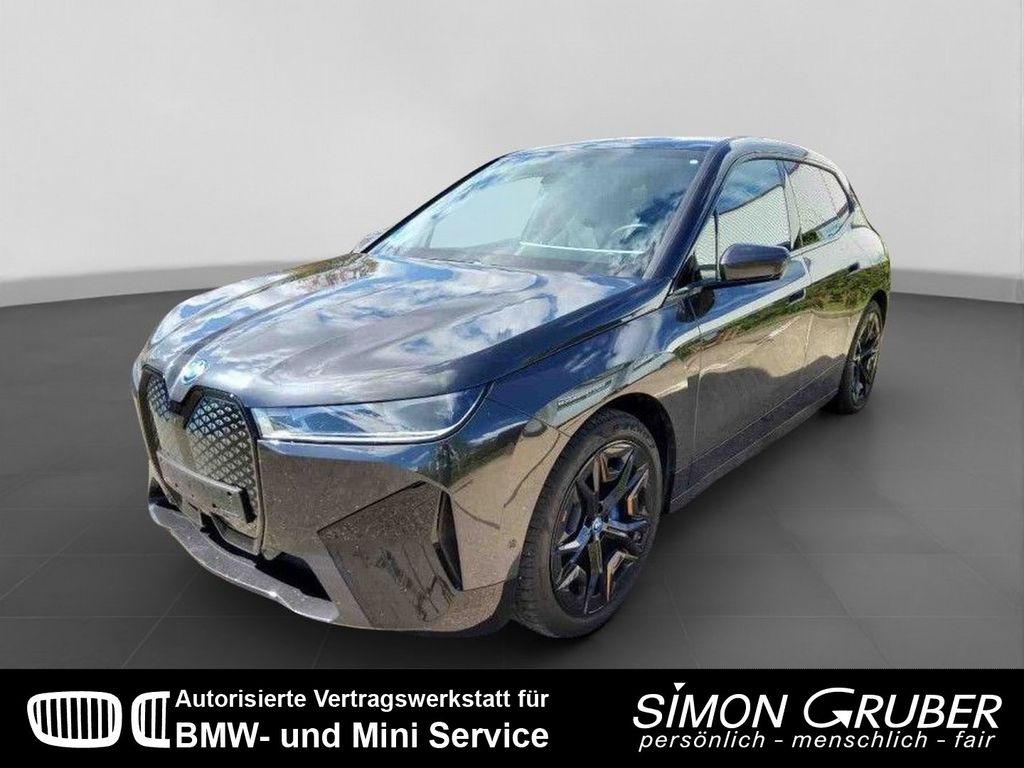 BMW iX 2023