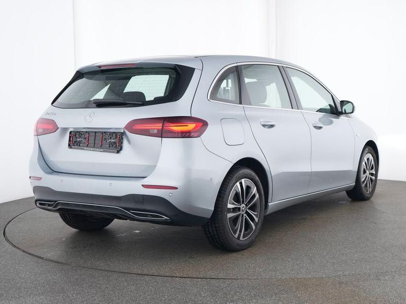 Mercedes-Benz B 250 2025