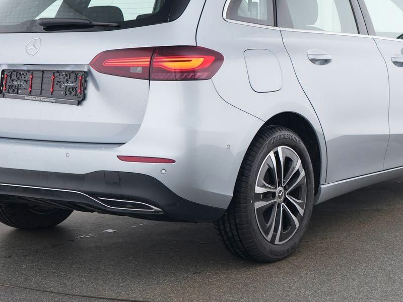 Mercedes-Benz B 250 2025