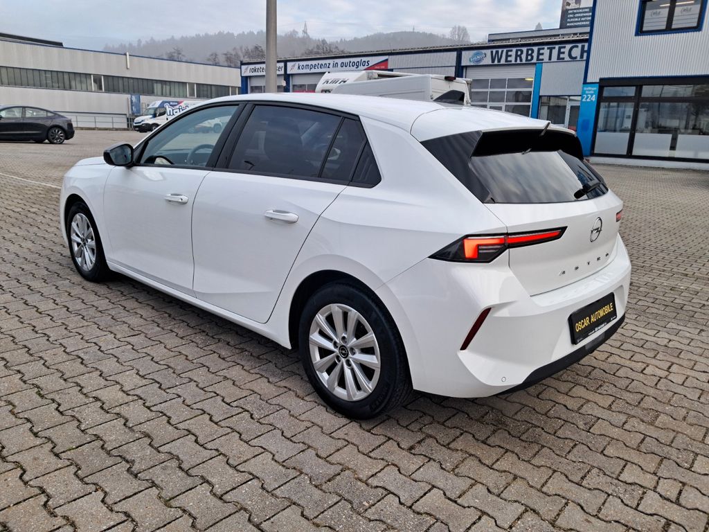 Opel Astra 2022