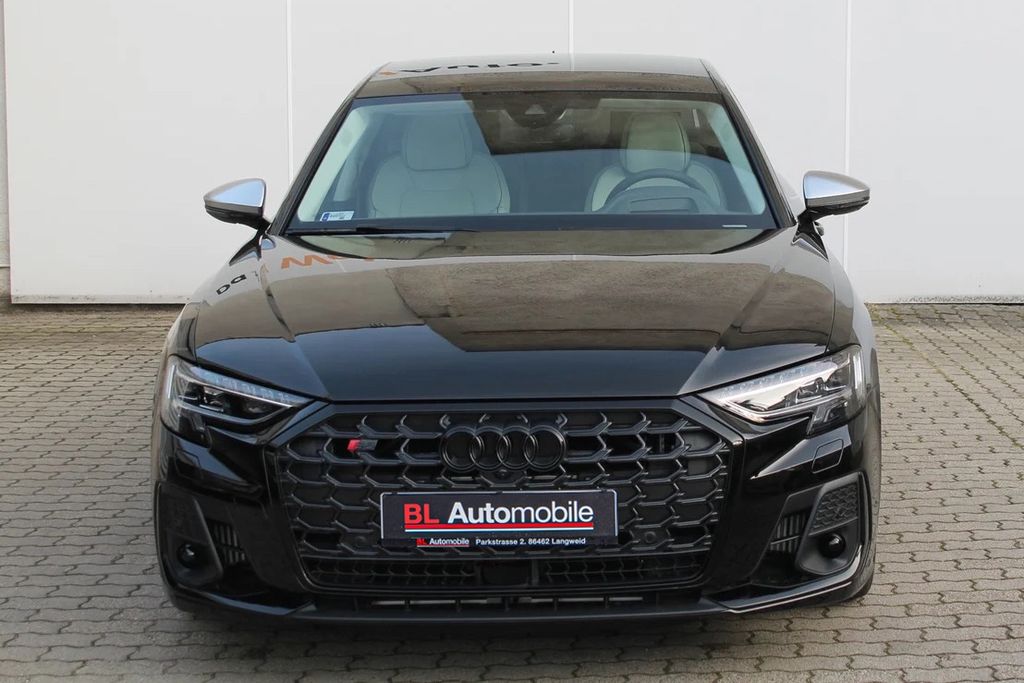 Audi S8 2024