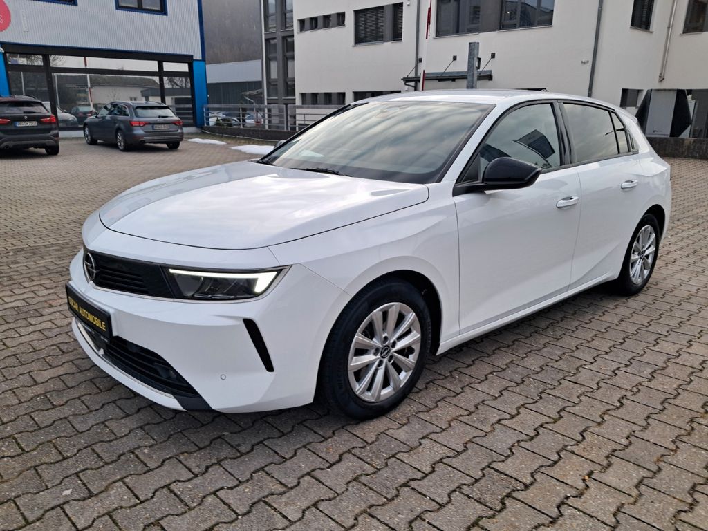 Opel Astra 2022