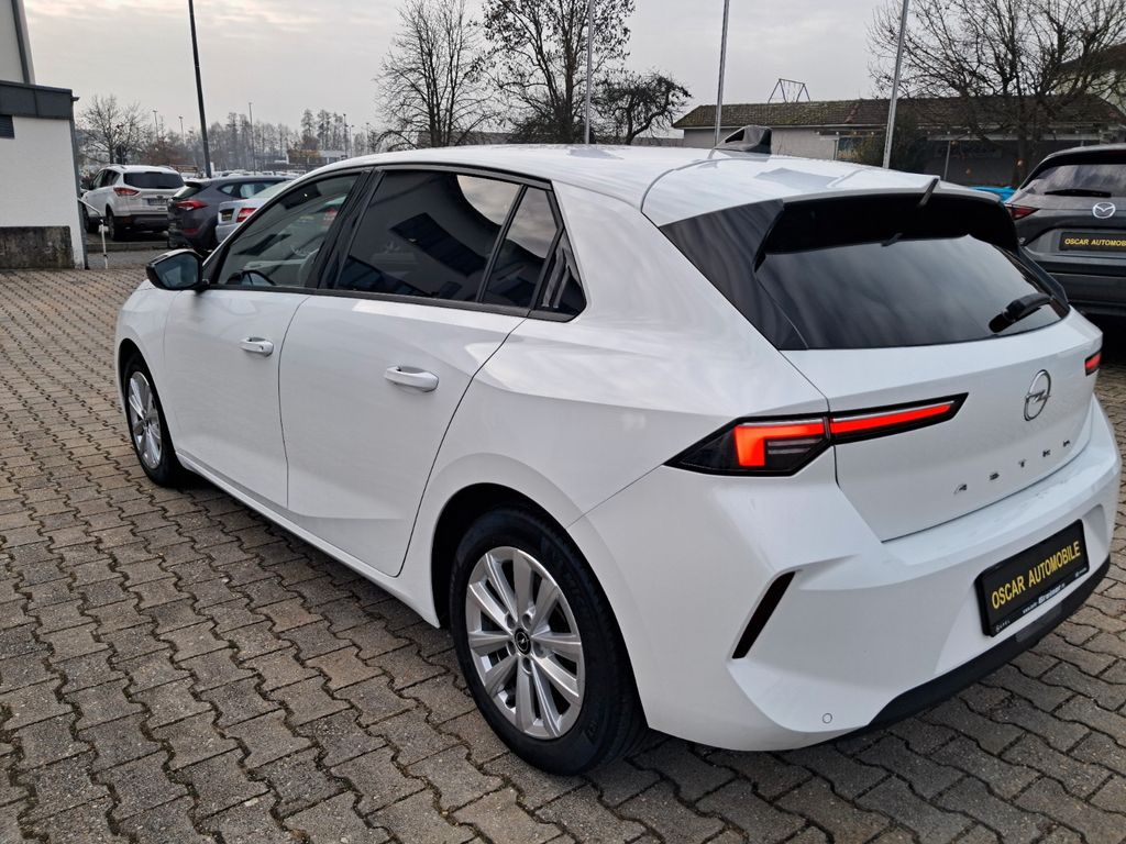 Opel Astra 2022