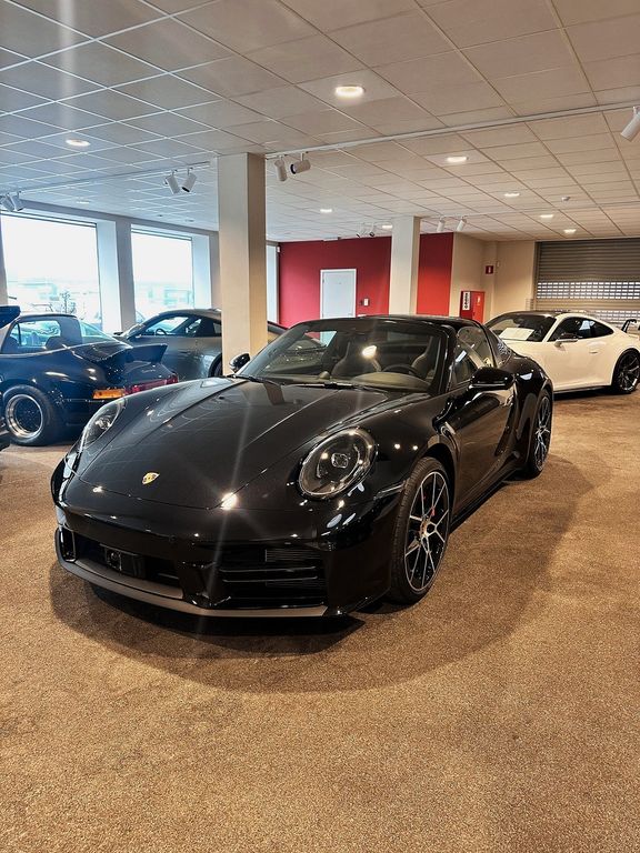 Porsche 992