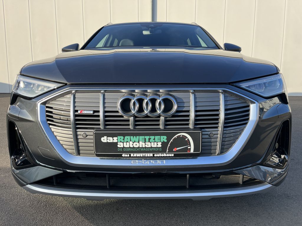 Audi e-tron 2022