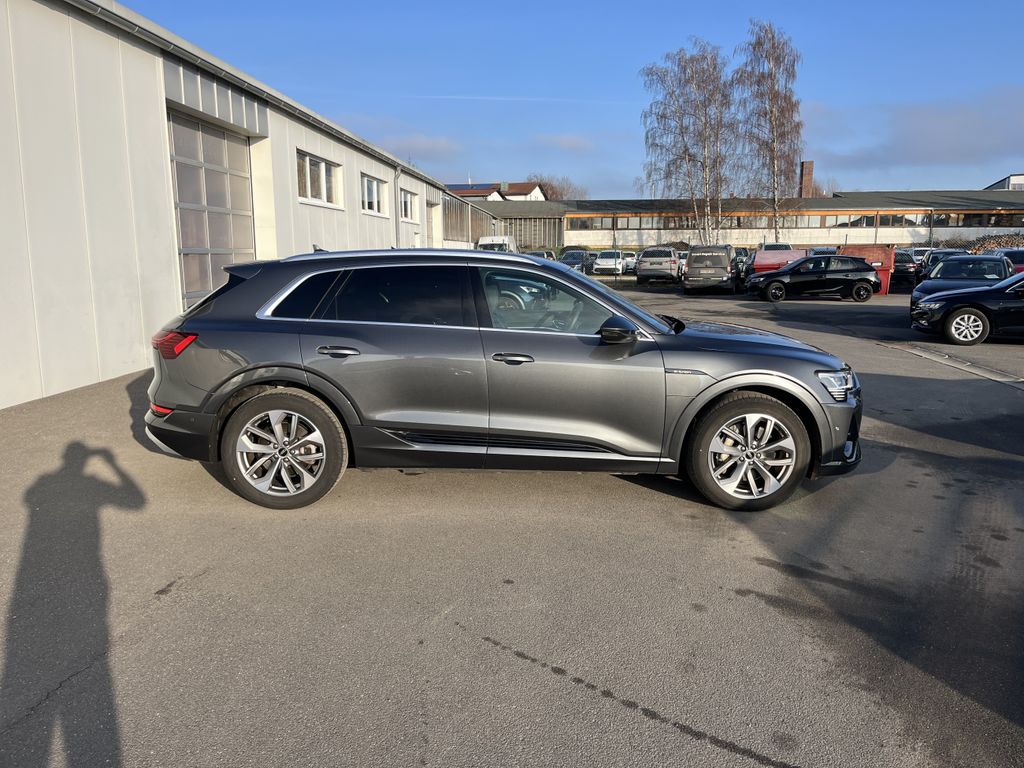 Audi e-tron 2022