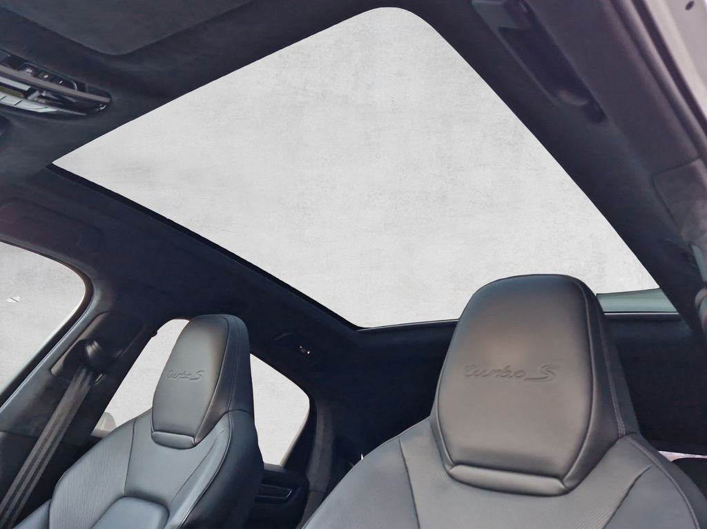 Porsche Cayenne 2021