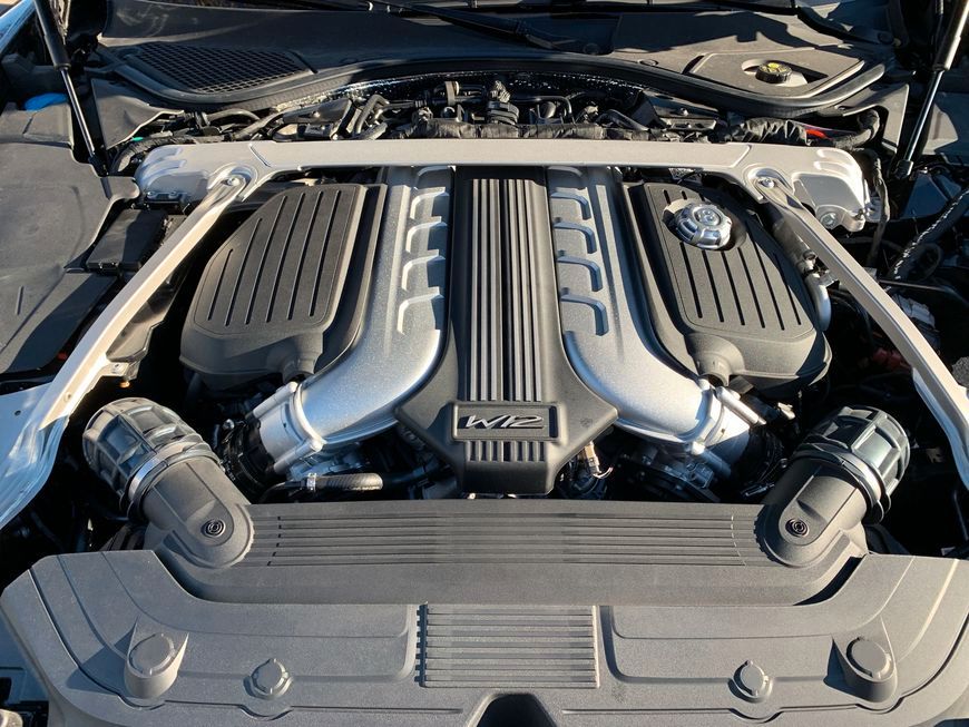 Bentley Continental GTC 2022