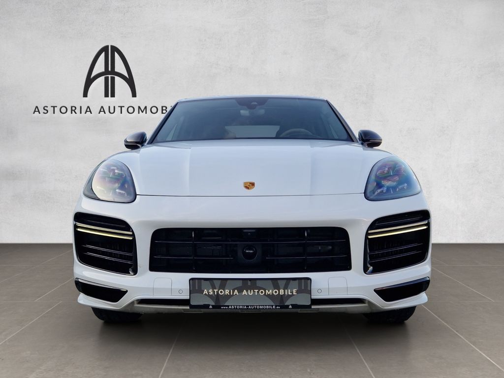 Porsche Cayenne 2021