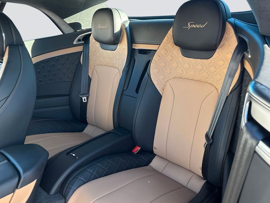 Bentley Continental GTC 2022