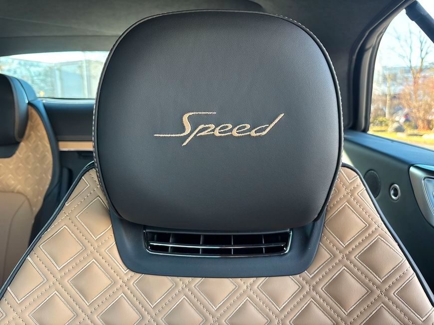 Bentley Continental GTC 2022