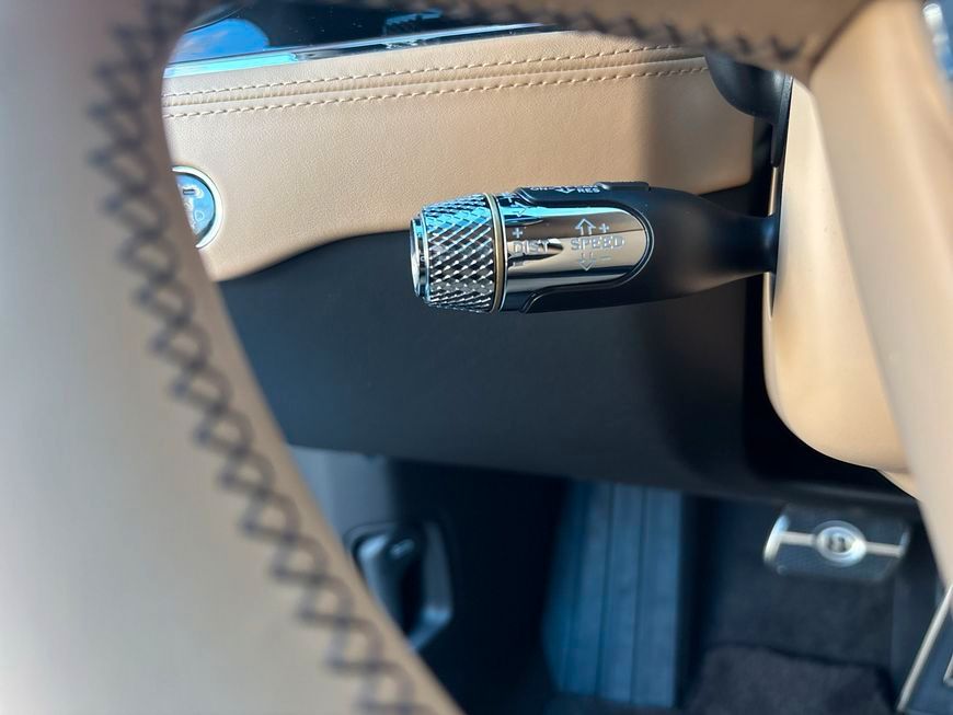 Bentley Continental GTC 2022