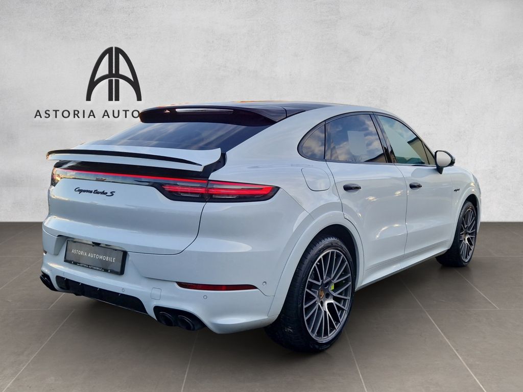Porsche Cayenne 2021