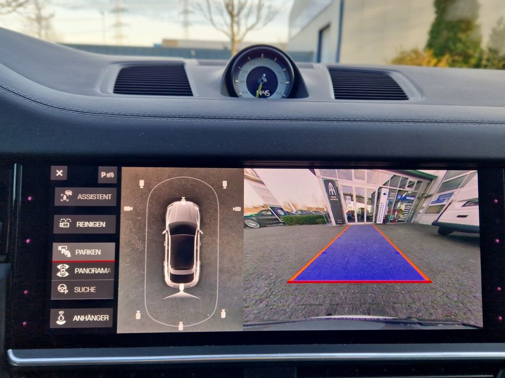 Porsche Cayenne 2021