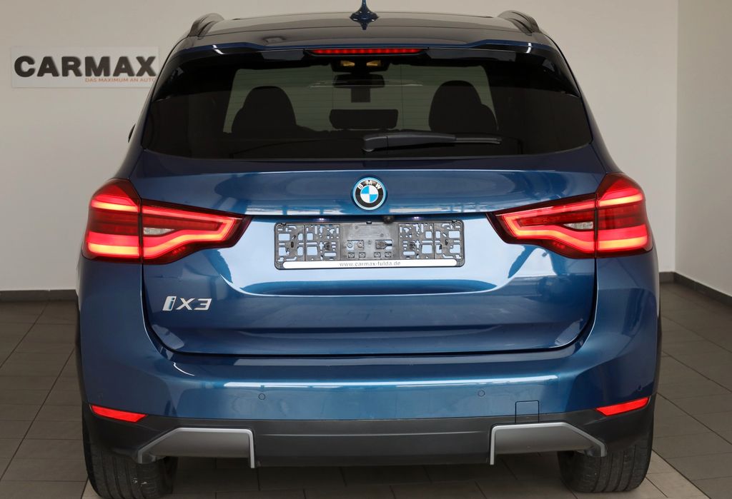 BMW iX3 2021