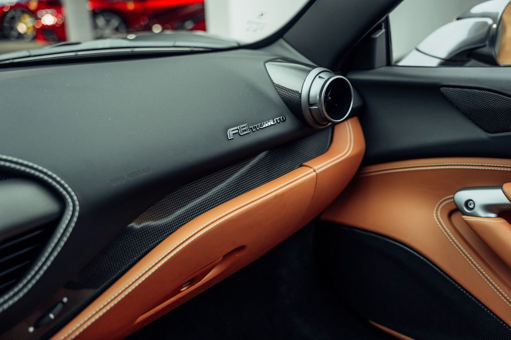 Ferrari F8 2020