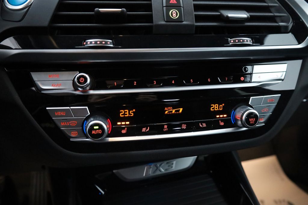 BMW iX3 2021