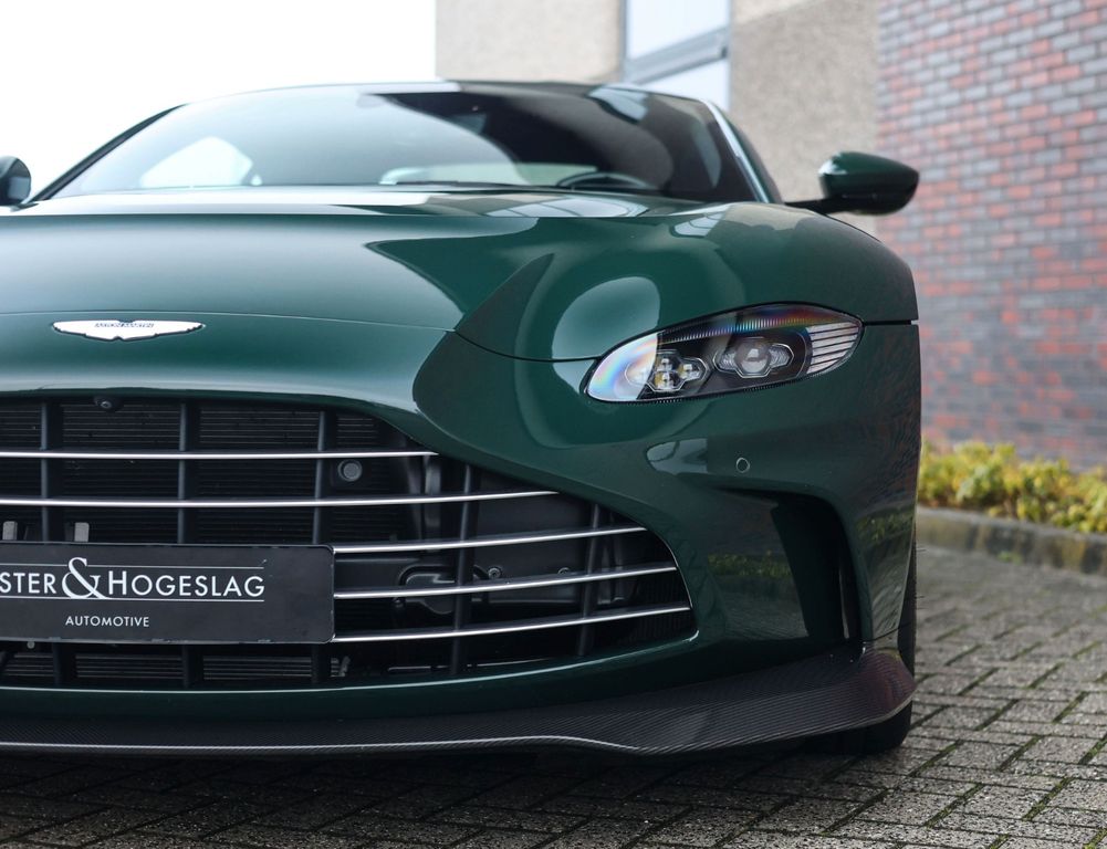 Aston Martin V12 Vantage 2023