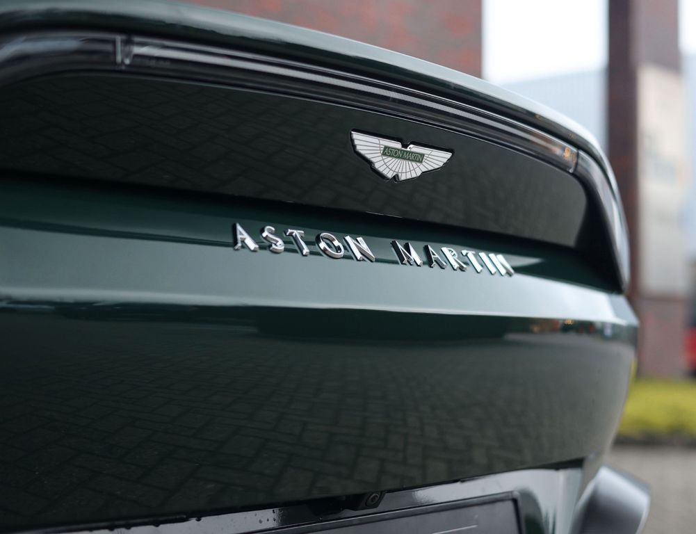 Aston Martin V12 Vantage 2023