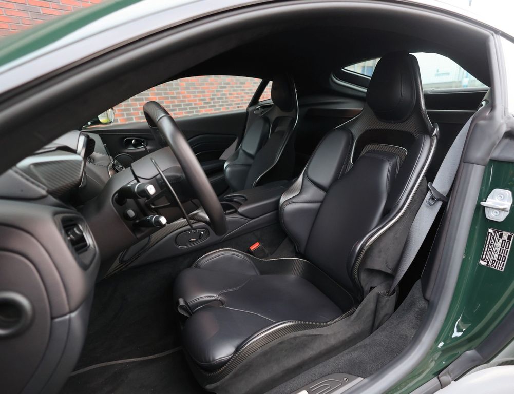 Aston Martin V12 Vantage 2023