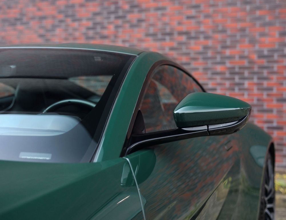 Aston Martin V12 Vantage 2023