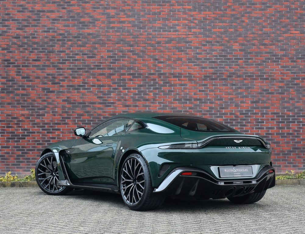 Aston Martin V12 Vantage 2023