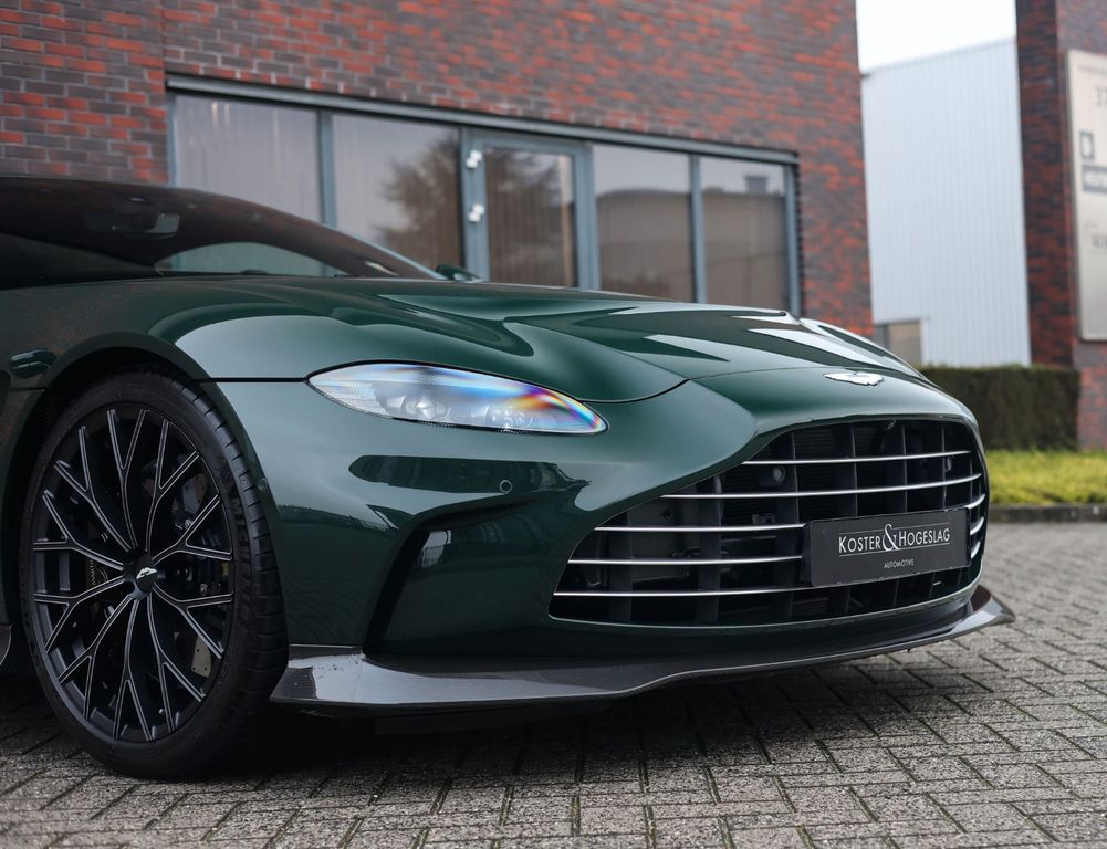 Aston Martin V12 Vantage 2023