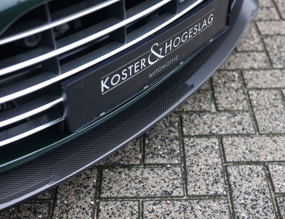 Aston Martin V12 Vantage 2023