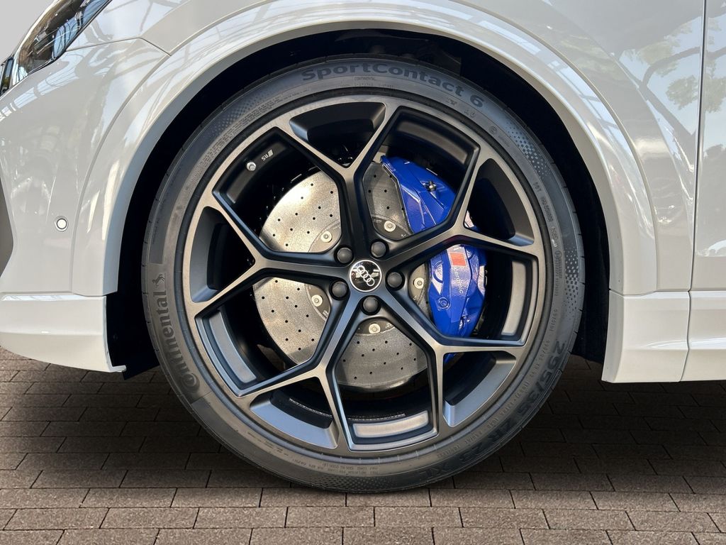 Audi RSQ8 2025