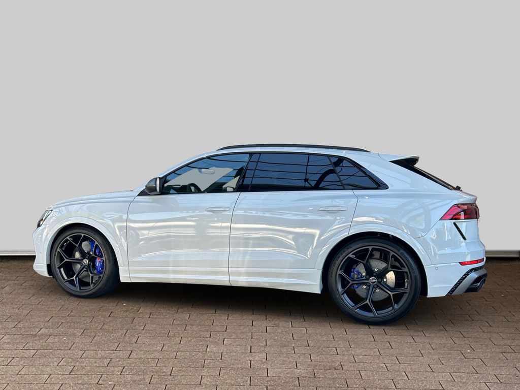 Audi RSQ8 2025