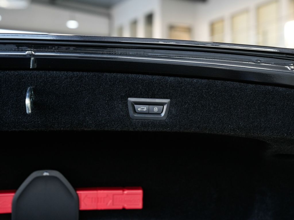 BMW i7 2024