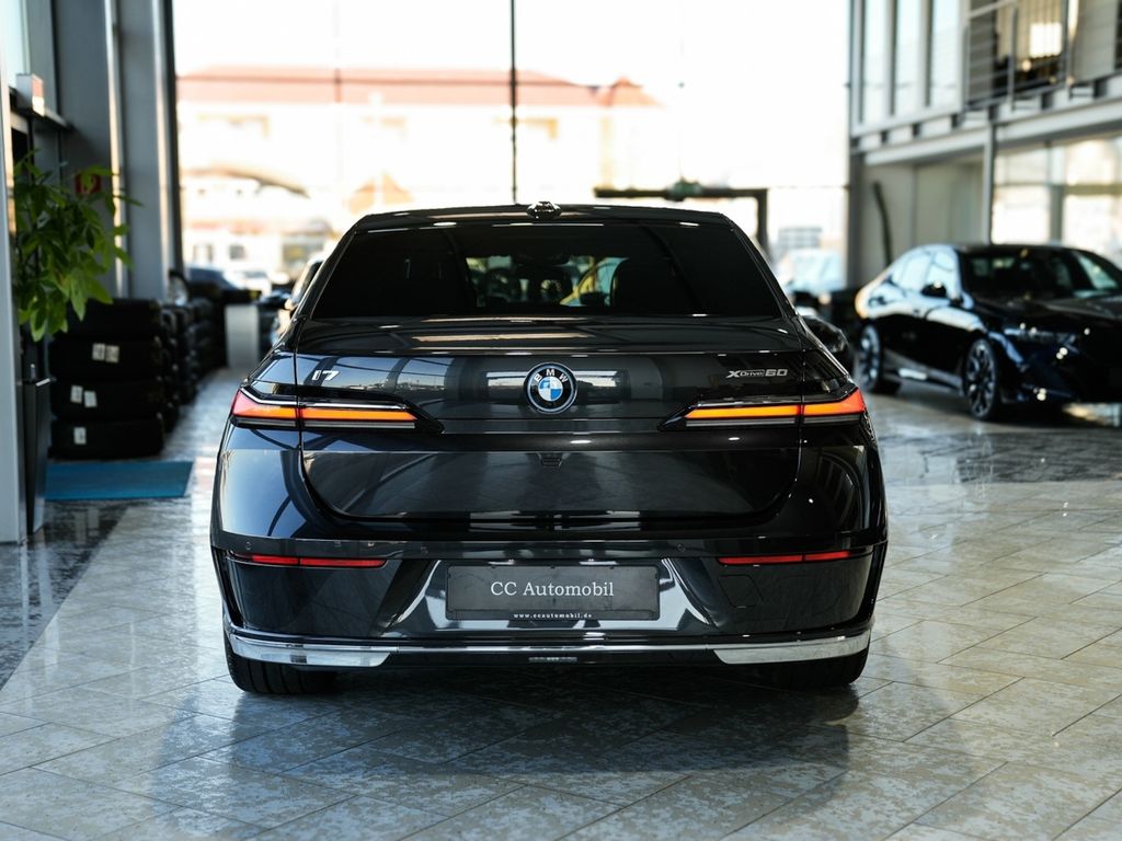 BMW i7 2024