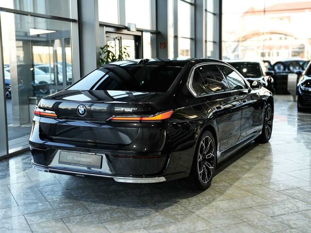 BMW i7 2024