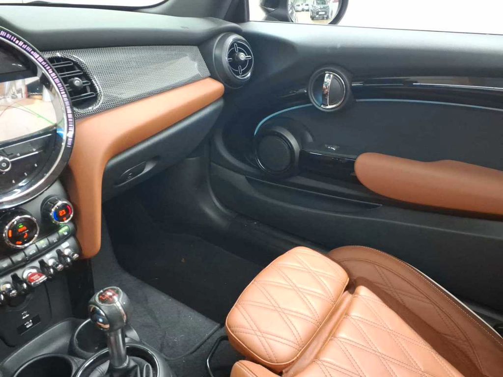 MINI John Cooper Works Cabrio 2021