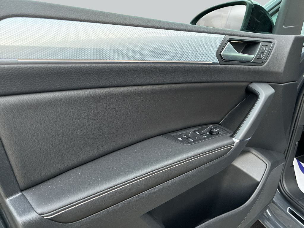 Volkswagen Touran 2025