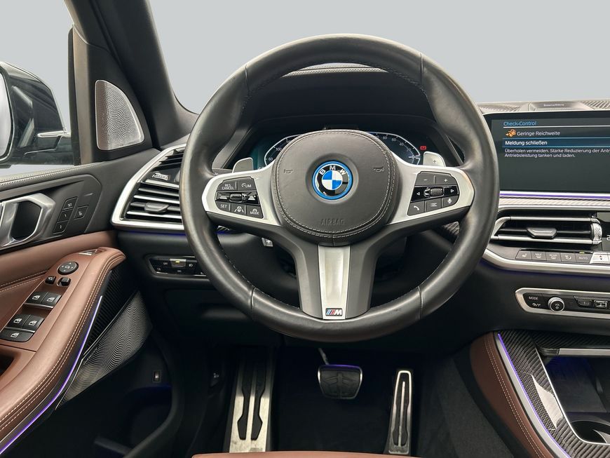 BMW 120 2025