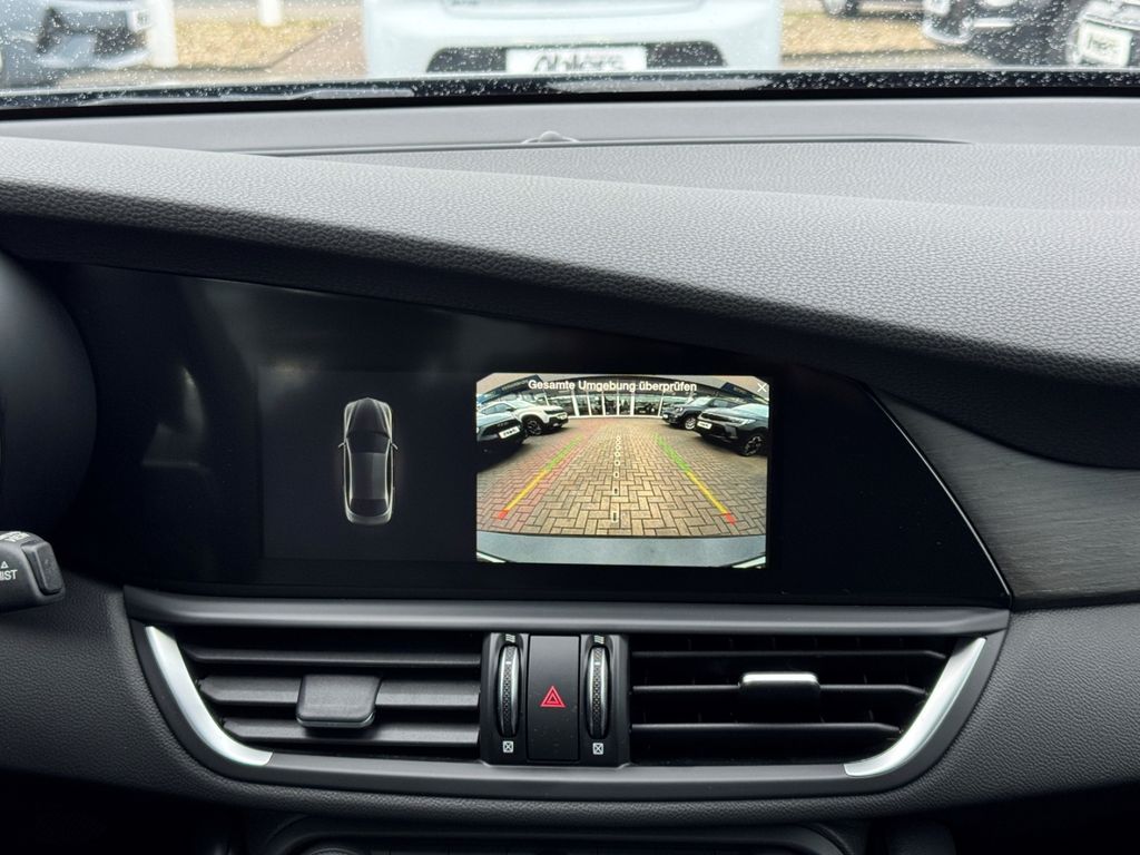 Alfa Romeo Giulia 2023