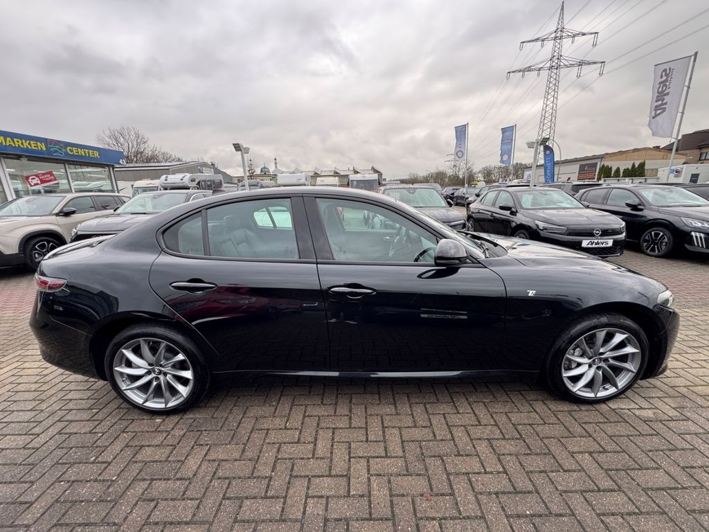 Alfa Romeo Giulia 2023