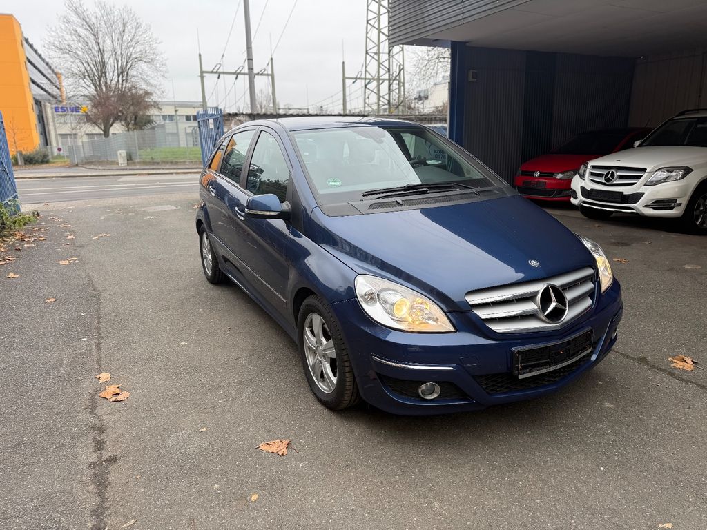 Mercedes-Benz B 200 2010