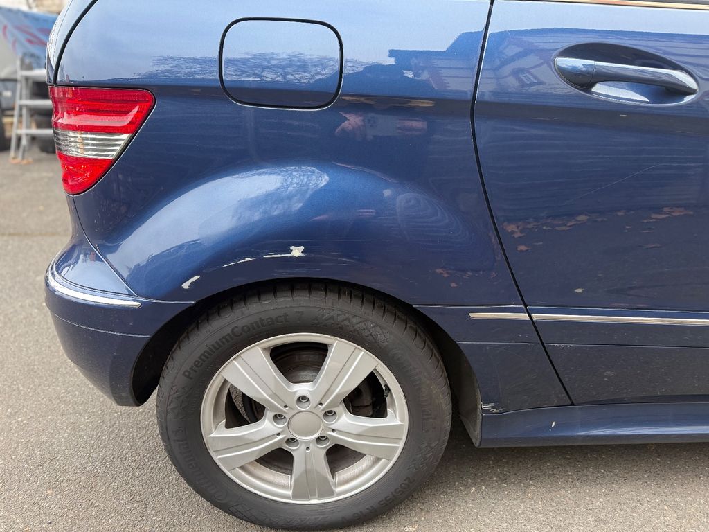 Mercedes-Benz B 200 2010