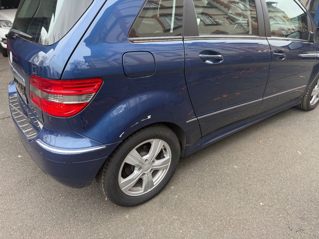 Mercedes-Benz B 200 2010