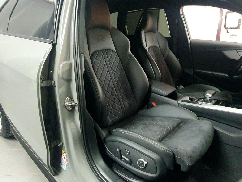 Audi A4 2022